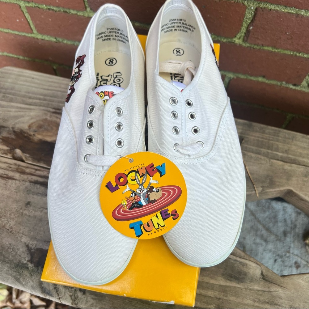 Vintage 1997 Looney Tunes Canvas Sneakers - White with Tasmanian Devil - Size 8 - Picture 3 of 12